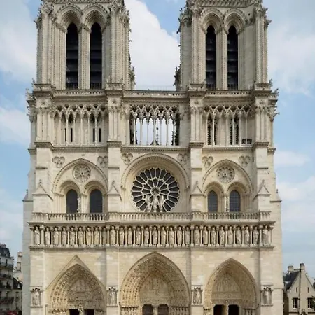Appartement Au Coeur Du Paris.-2